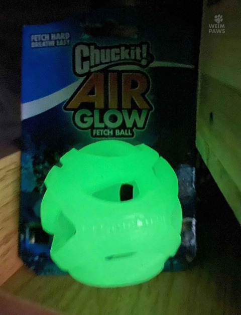 Piłka do aportowania dla psa Chuckit! Air Glow Fetch Ball