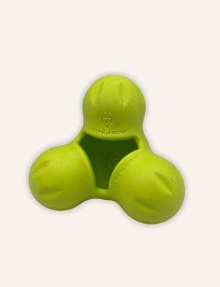 Zabawka na przysmaki dla psa Zogoflex® Tux S zielona - West Paw